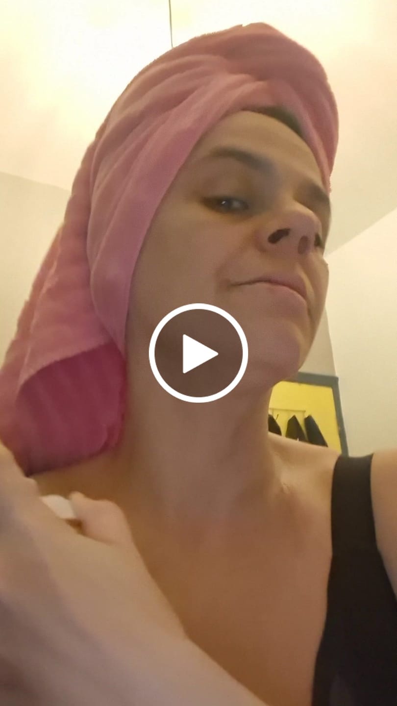 Customer video review of santal skin | body & hair mist