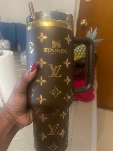 Customer photo review of Designer Holographic In-Car Insulated Cup 40 OZ