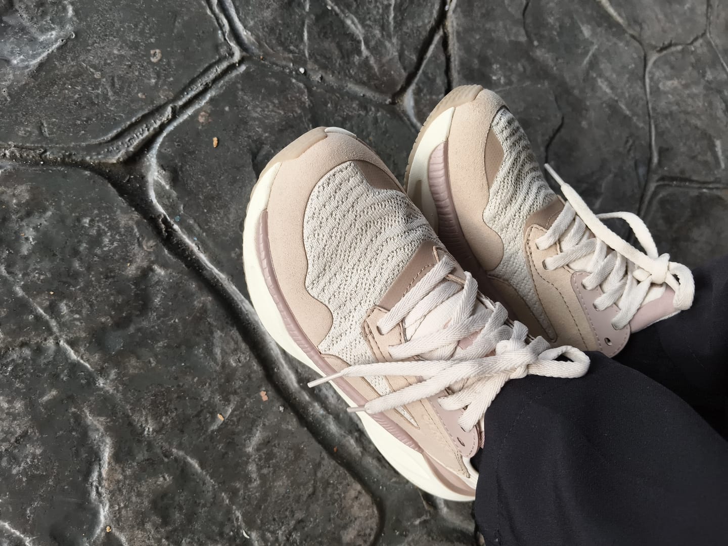 Customer photo review of Clarks Pace W
