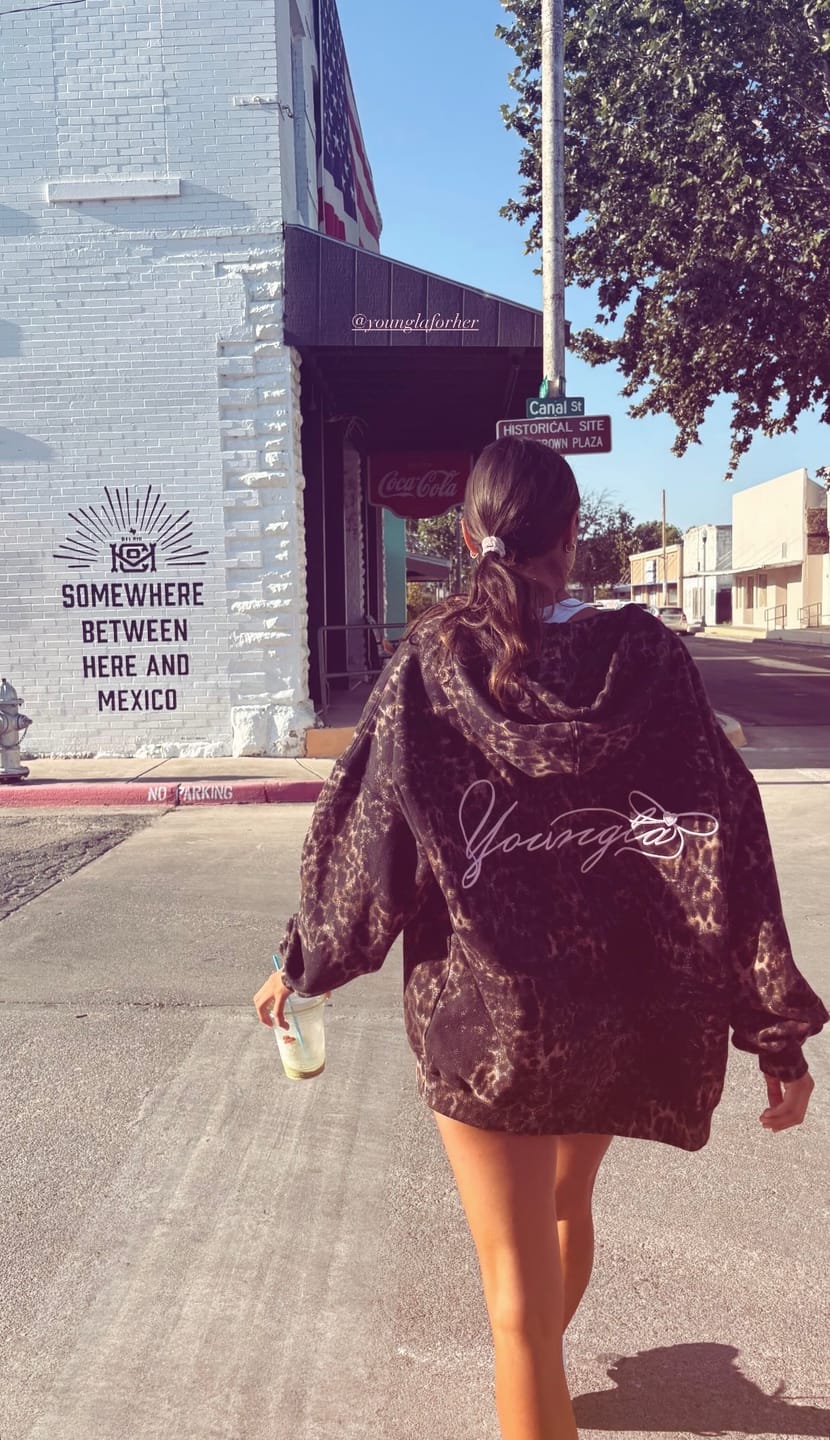 Customer photo review of W533 Flashback Zip Hoodie