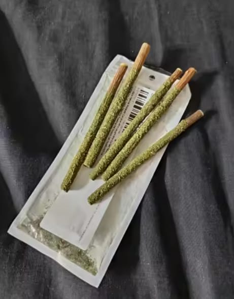 Customer photo review of Matatabi Silvervine Sticks