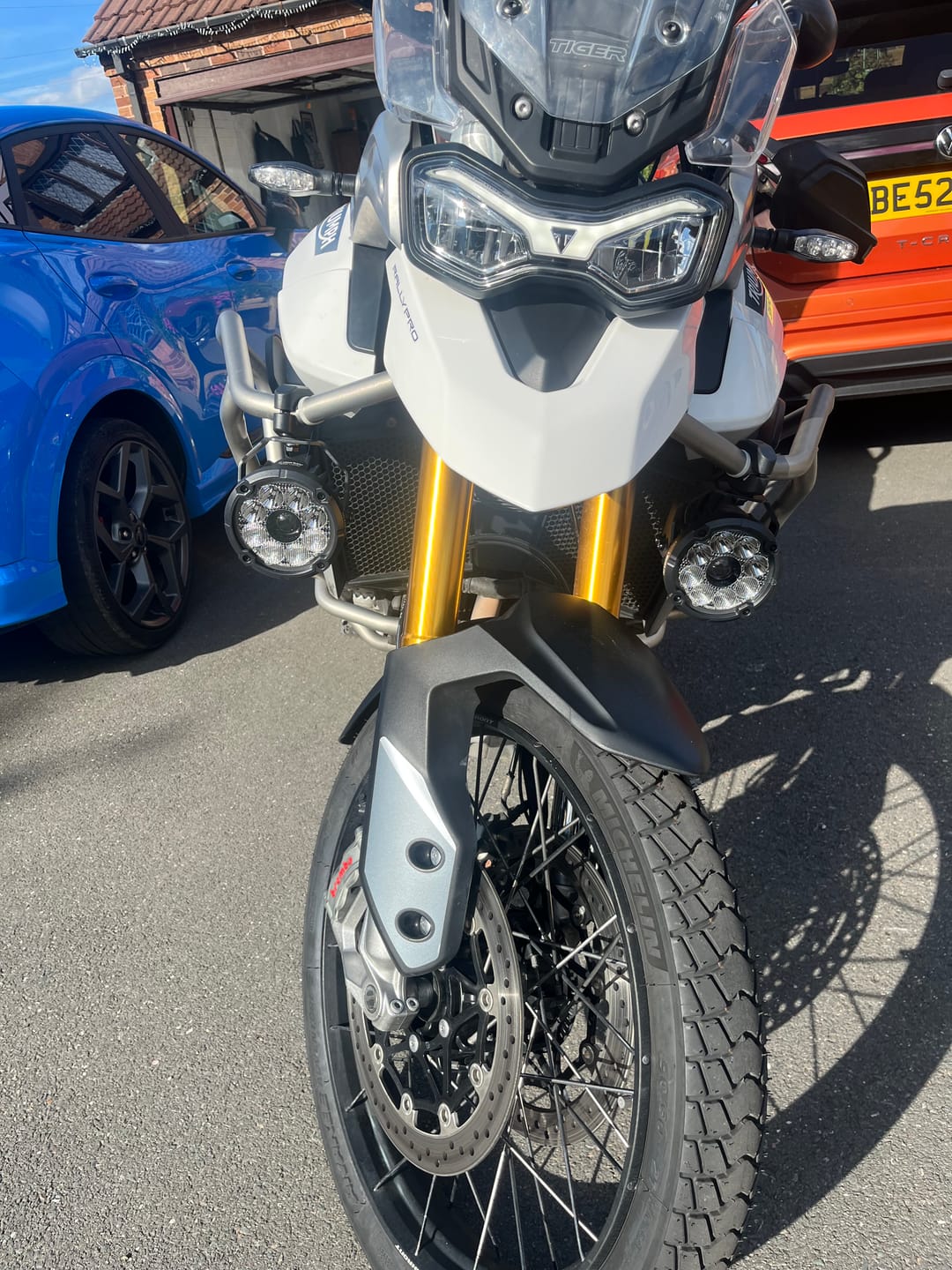 Customer photo review of MTL9 Motorcycle Lights  – The World’s Smartest Motorcycle Auxiliary Lighting System