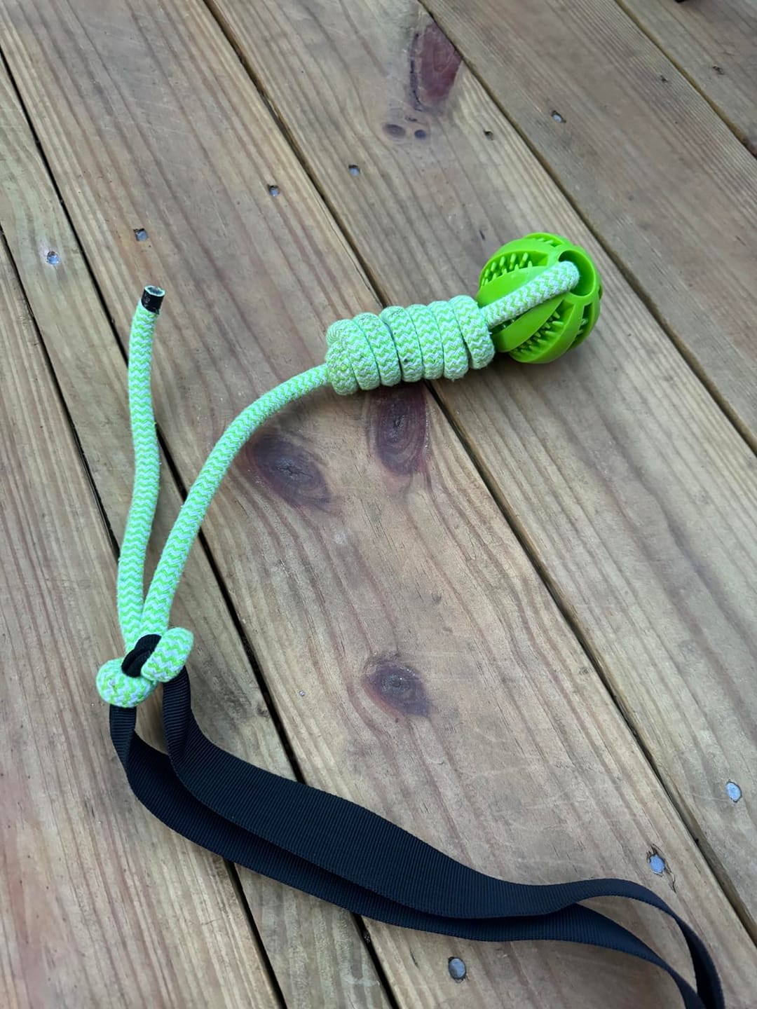 Customer photo review of FlexiPop™ - Juguete Bungee Interactivo