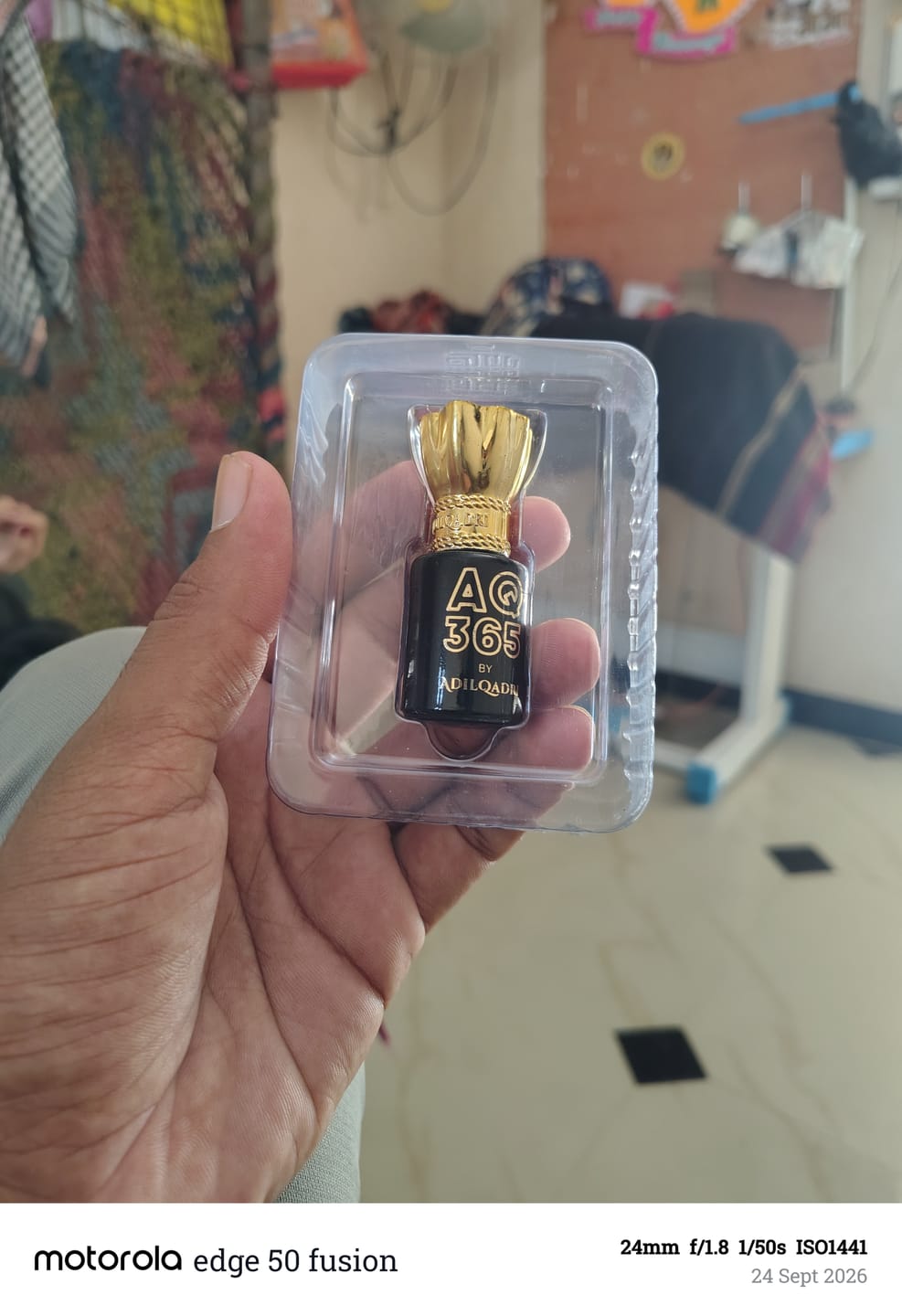 Customer photo review of AQ 365 Luxury Attar Perfume