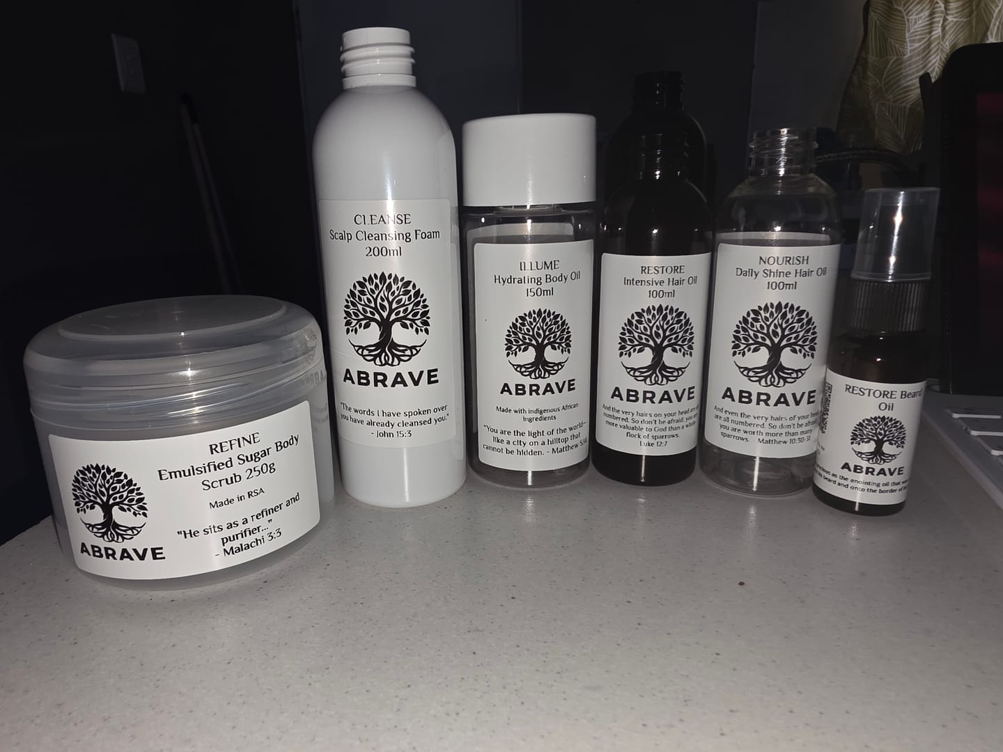Customer photo review of Extra-Large White Rectangular Labels - 50*80mm 95 per roll ▭