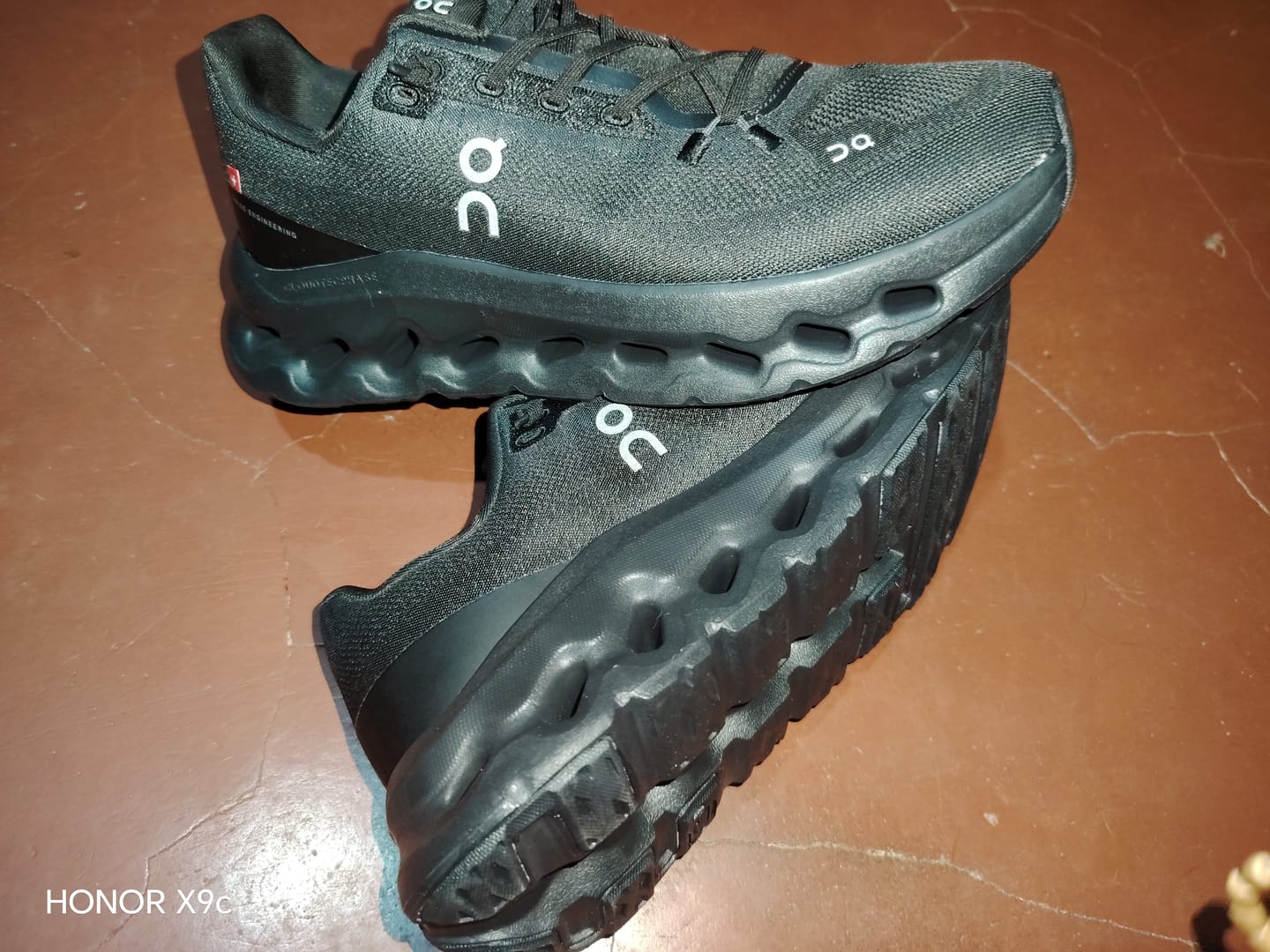 Customer photo review of Cloud Swift 4 Black - CSB