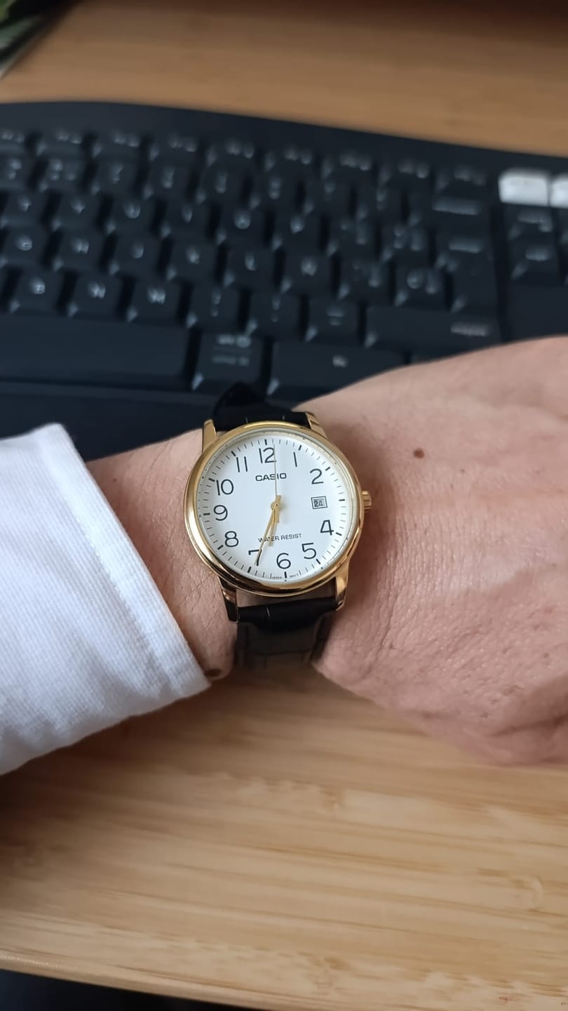 Customer photo review of Reloj Casio Análogo MTP-V002GL-7B2 Correa de Cuero