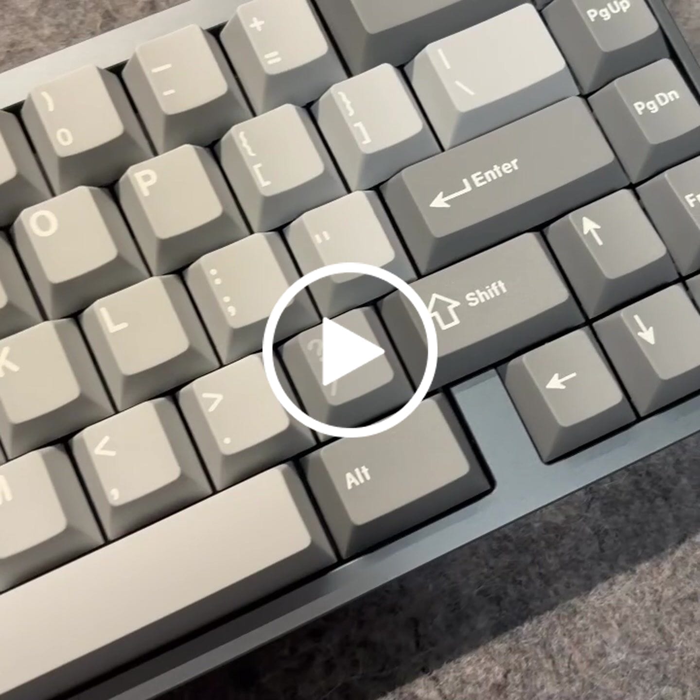 Customer video review of KEYKOBO C.O.L Composition Of Lines Keycap Set