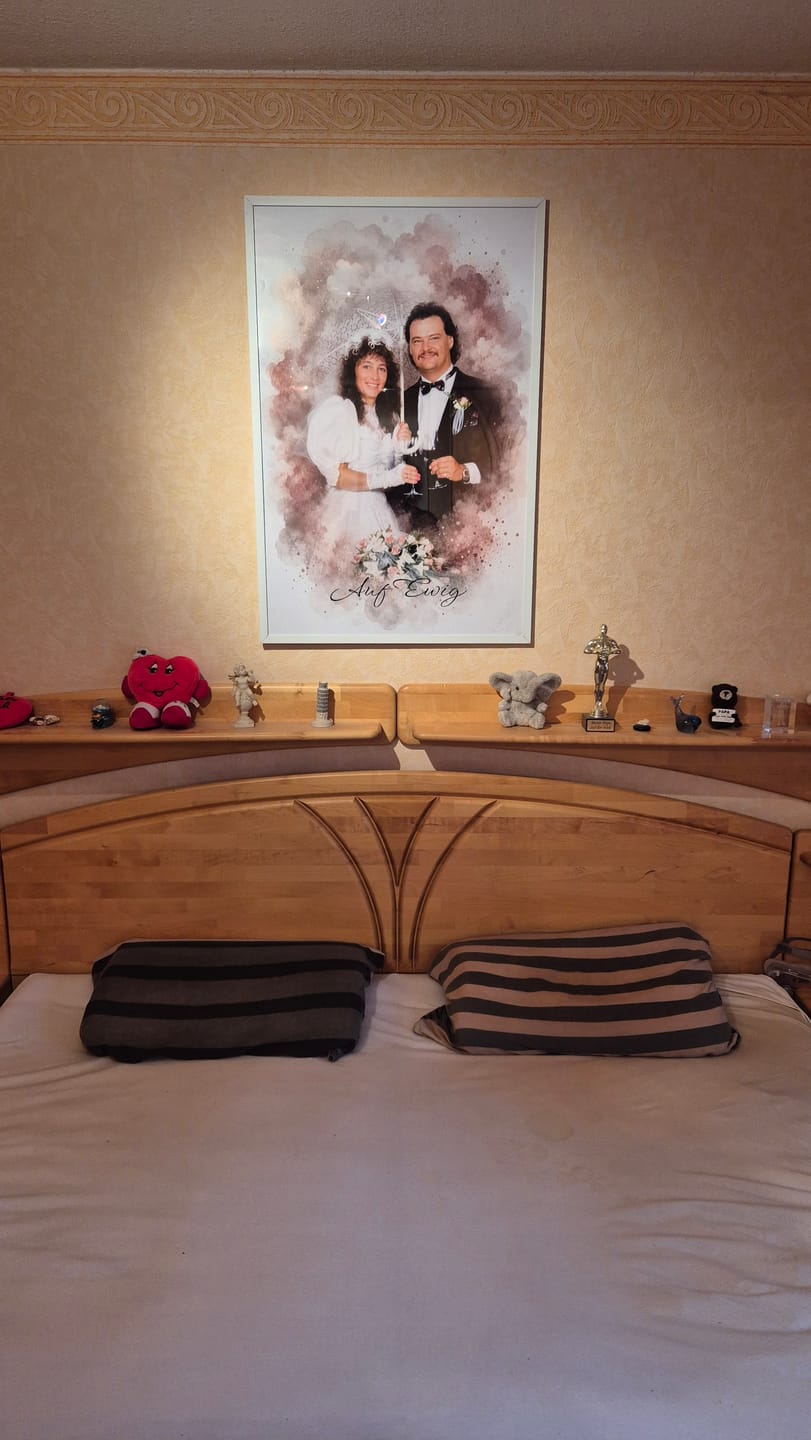 Customer photo review of Euer Foto als Kunstwerk – mit Live-Vorschau, als Poster oder Leinwand