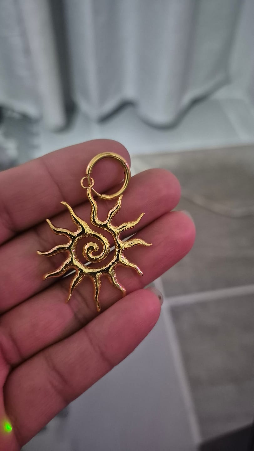 Customer photo review of Aretes Malina