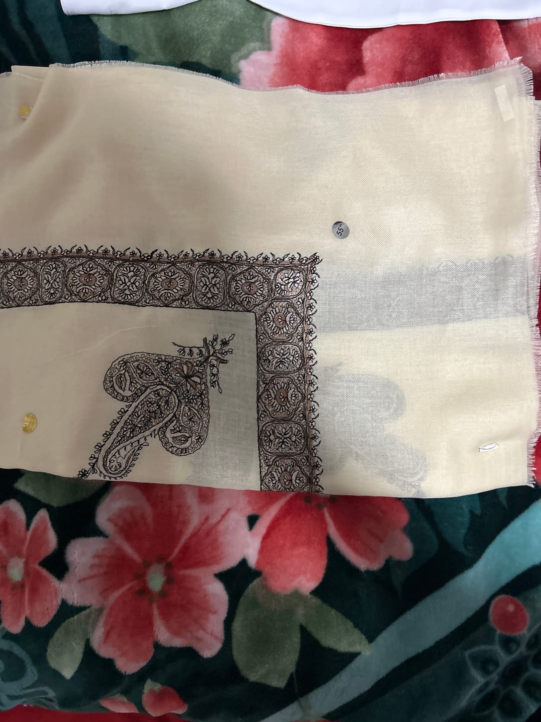 Customer photo review of Luxury Cream Embroidered Yemeni Shemagh