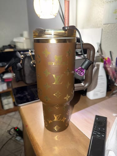 Customer photo review of Designer Holographic In-Car Insulated Cup 40 OZ