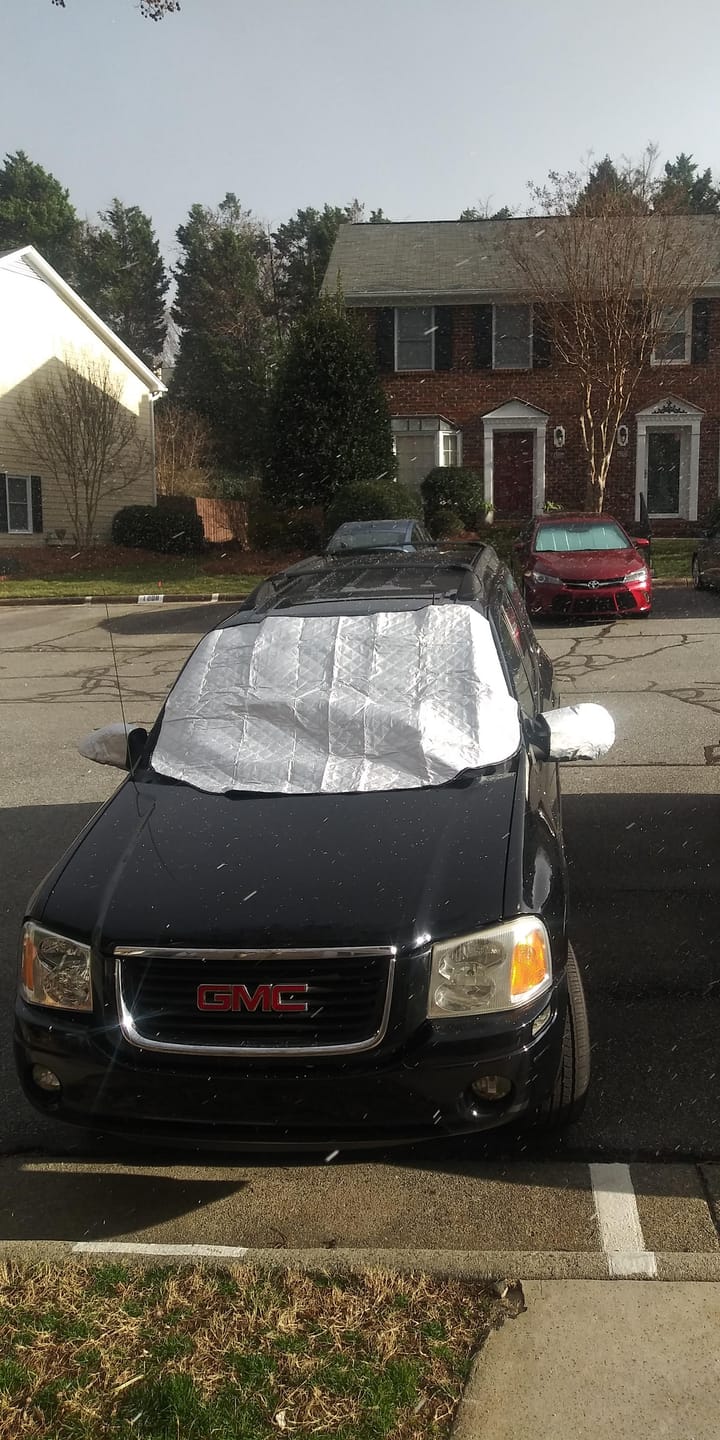 Customer photo review of Magnetic Windshield Cover - All-Season Sun, Snow & Frost Protector for Cars, SUVs & Trucks