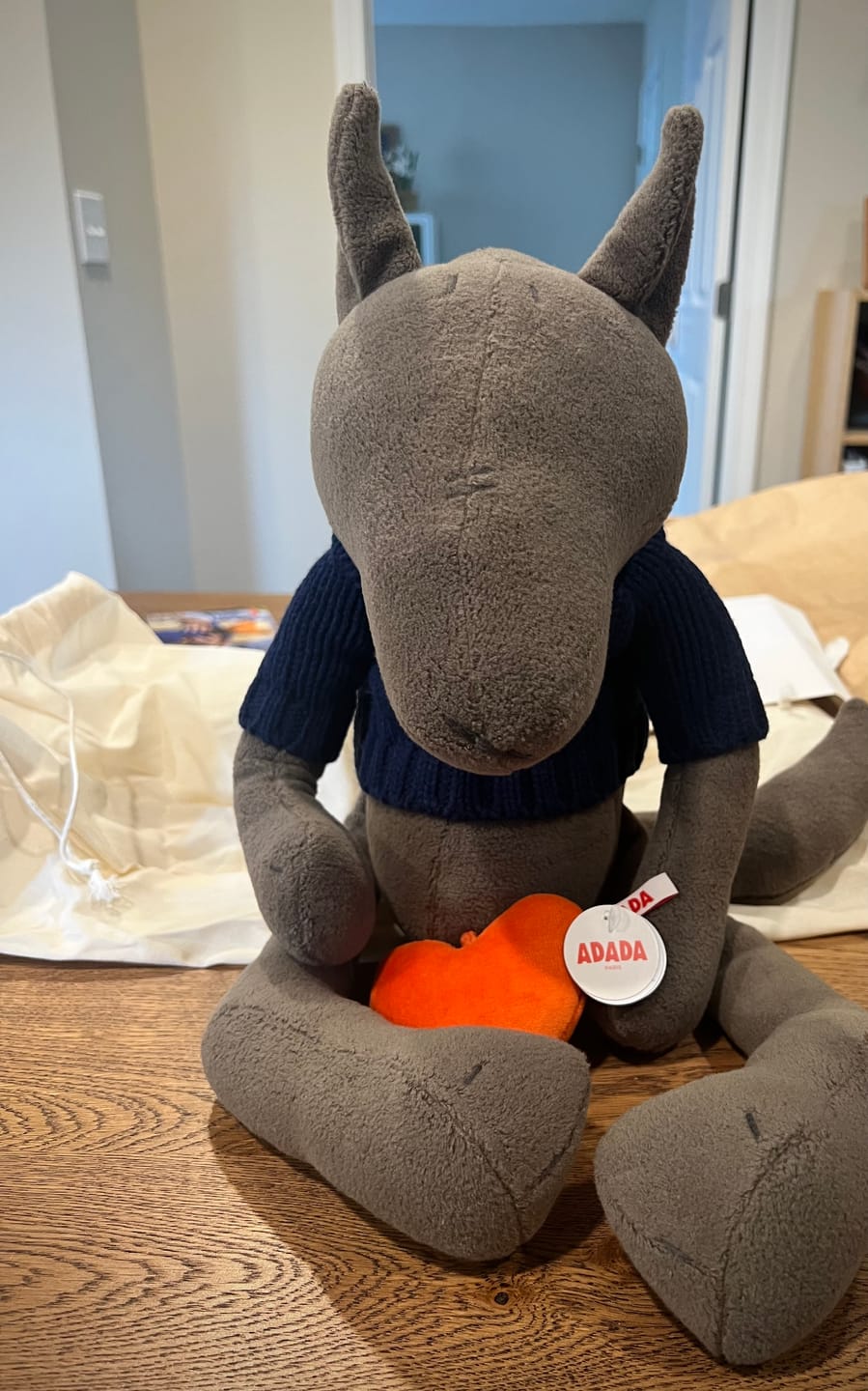 Customer photo review of PIOTR THE WOLF – L
