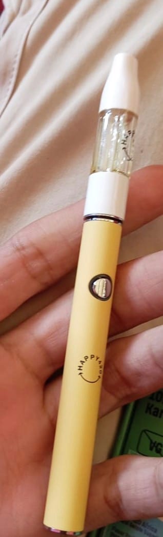 Customer photo review of THC Vape 1ml Postless Cartridge – Sour Diesel