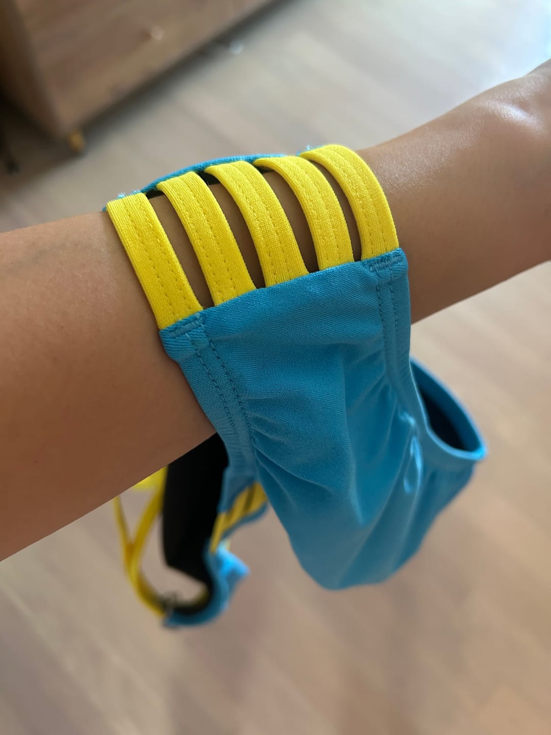 Customer photo review of LENNOX ONE PIECE - Waikiki|Daffodil