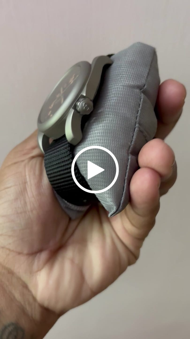 Customer video review of VOYAGER - 100M Waterproof Titanium Automatic Field Watch | Volcanic Gray-Day,Date