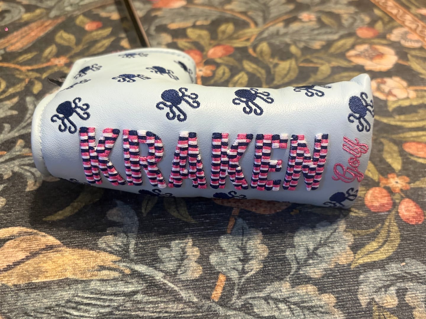 Customer photo review of 💘 Vice Baby Blade Putter Cover - "Soft Leather. Hard Looks."