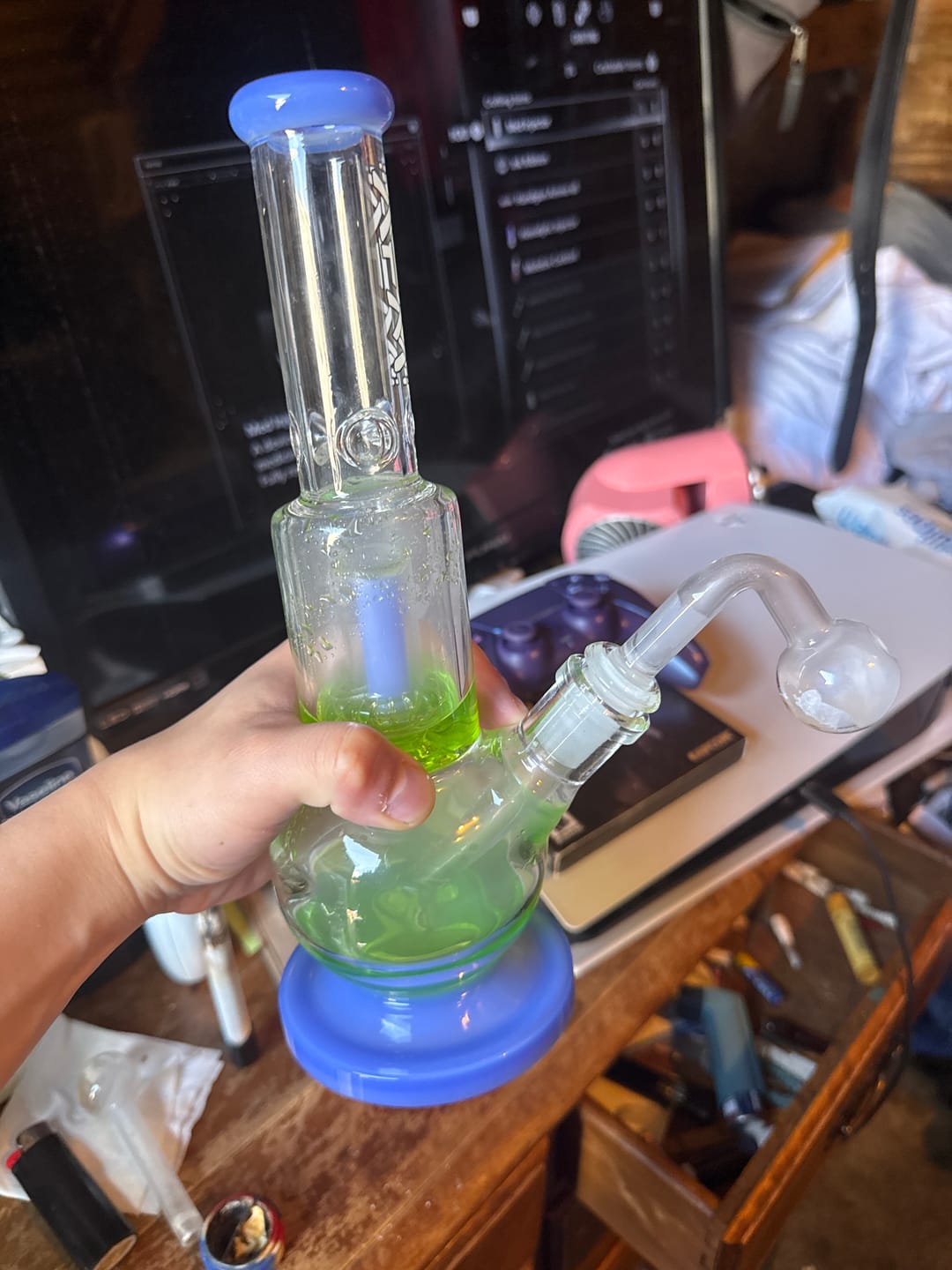 Customer photo review of 12″ AFM Bubble Bottom Clear Beaker Bong, UFO Chamber