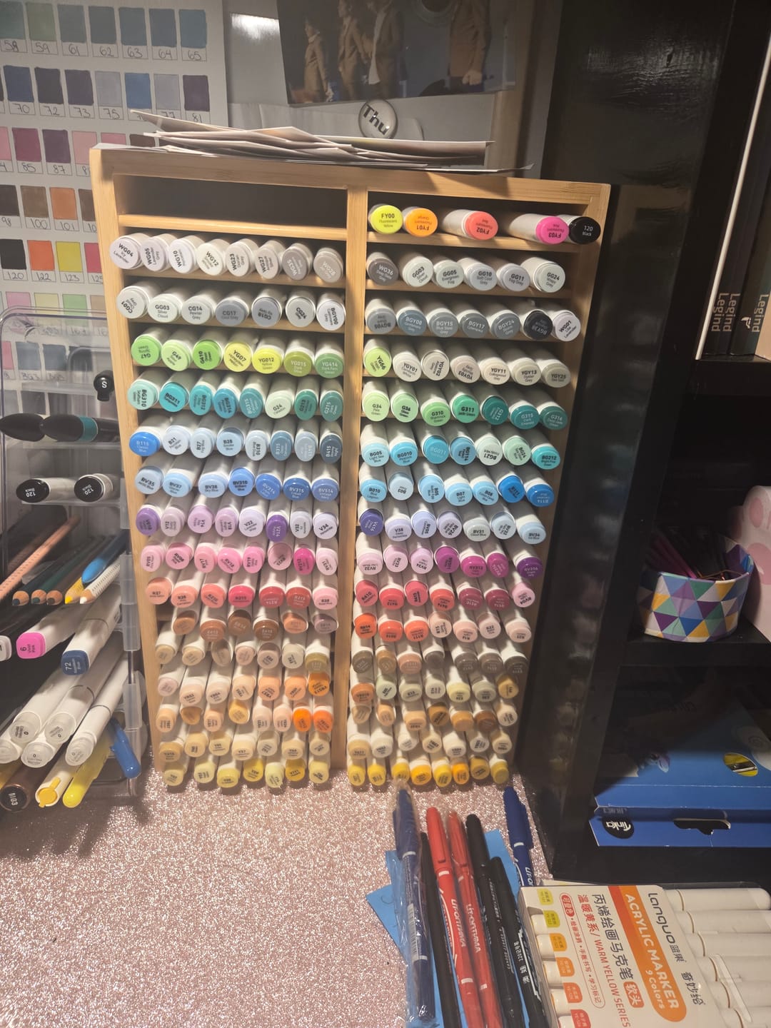 Customer photo review of Ohuhu Bamboo Marker Organizer