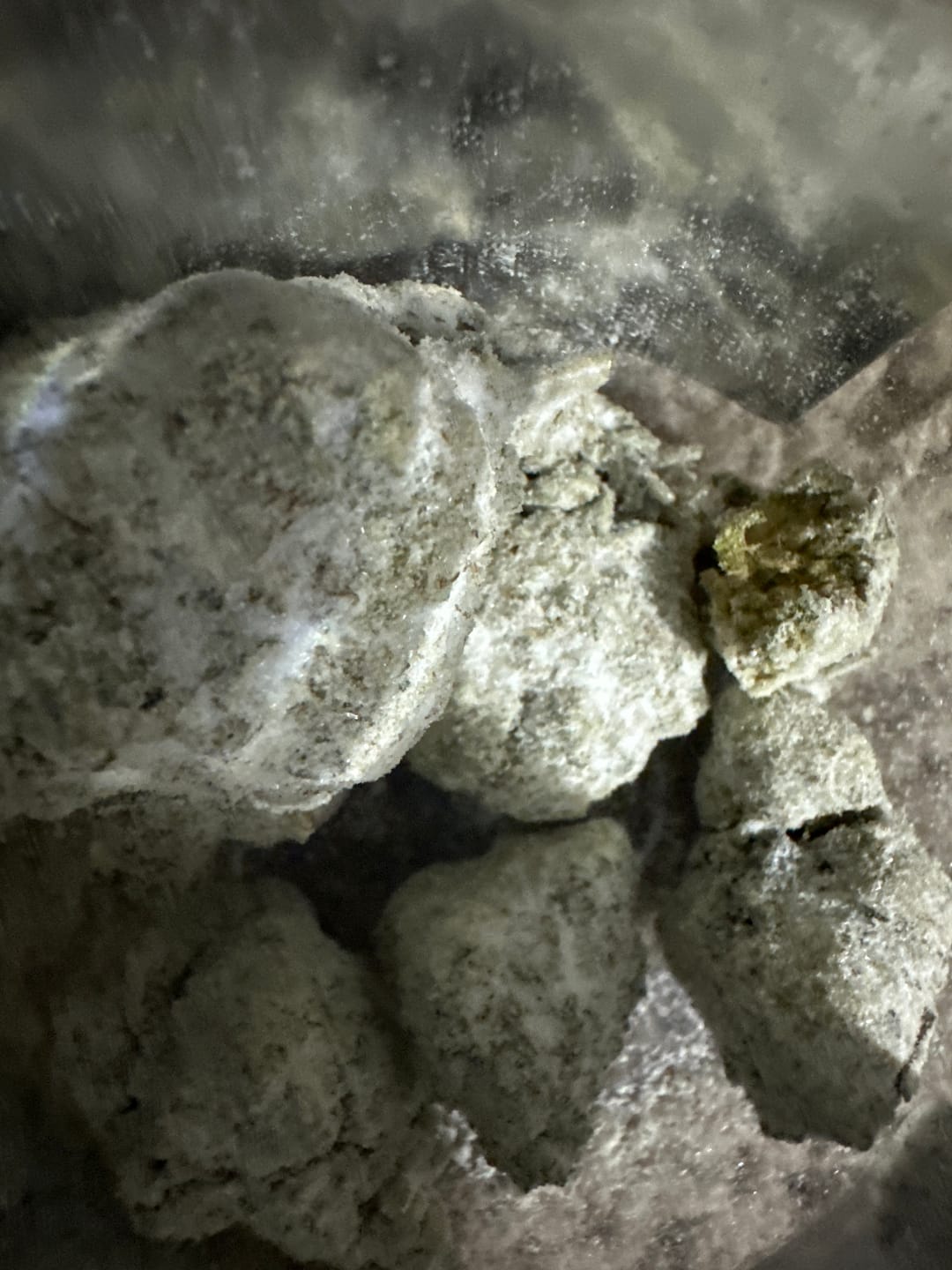 Customer photo review of Snow Capz 28 Grams