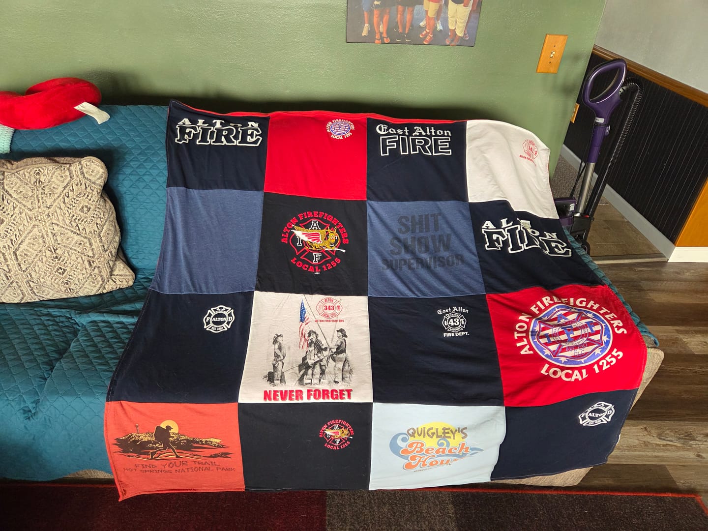 Customer photo review of Project Repat T-Shirt Quilt