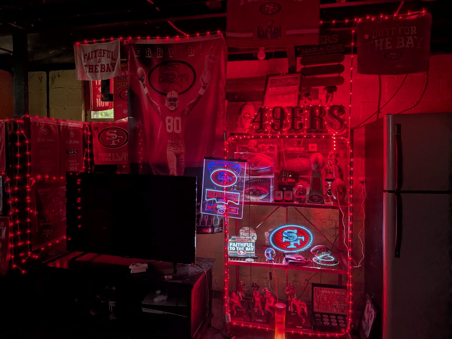 Customer photo review of San Francisco 49ers "1972-2004" 3D Vintage Metal Wall Art