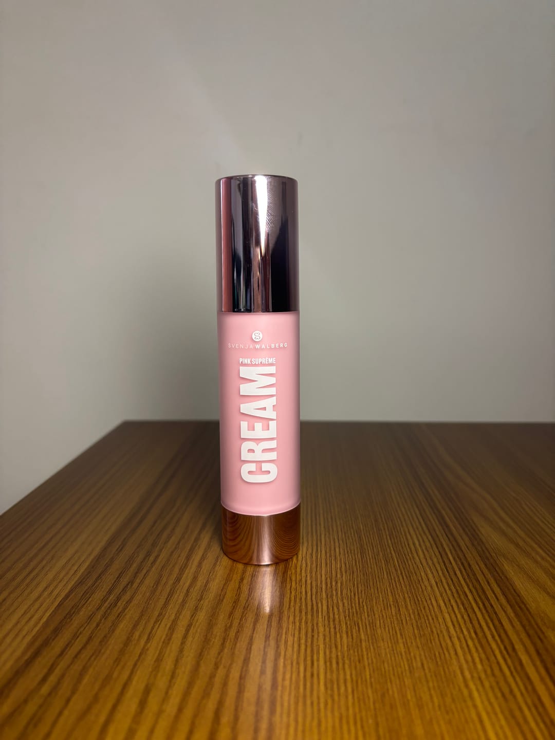 Customer photo review of Pink Suprême Cream