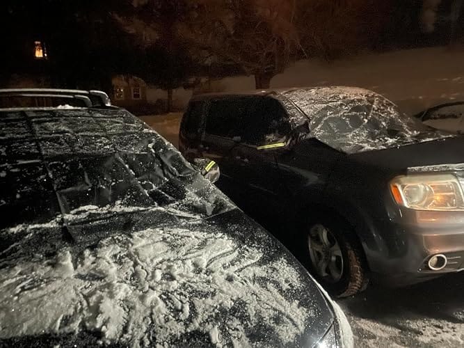 Customer photo review of Magnetic Windshield Cover - All-Season Sun, Snow & Frost Protector for Cars, SUVs & Trucks