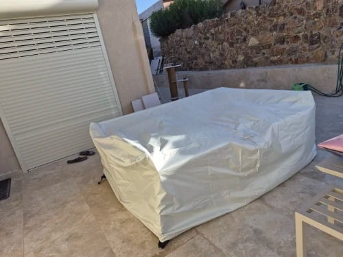 Customer photo review of Capa para Móveis de Jardim Oxford 420D Bege Impermeável