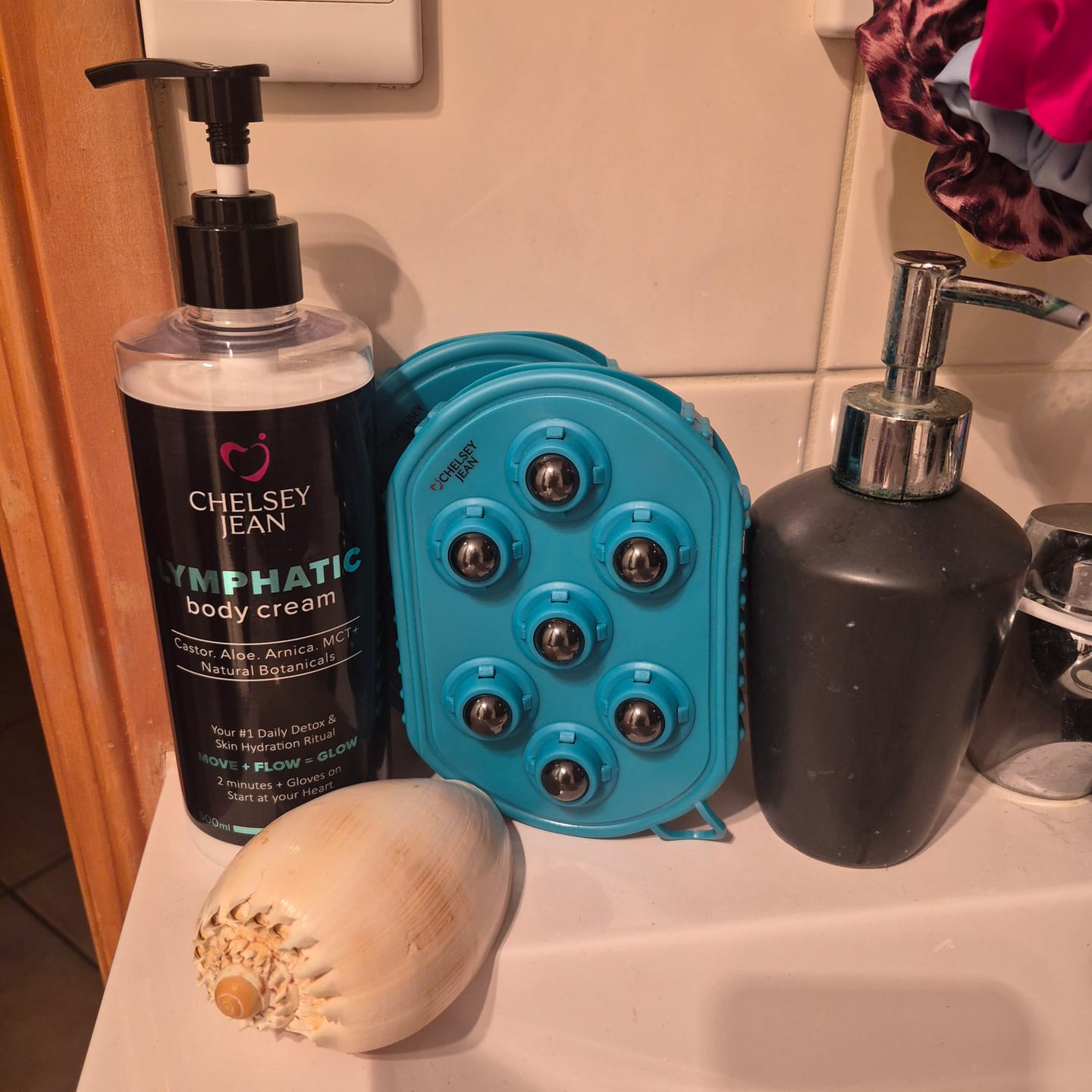 Customer photo review of Dual-Action Lymphatic Gloves