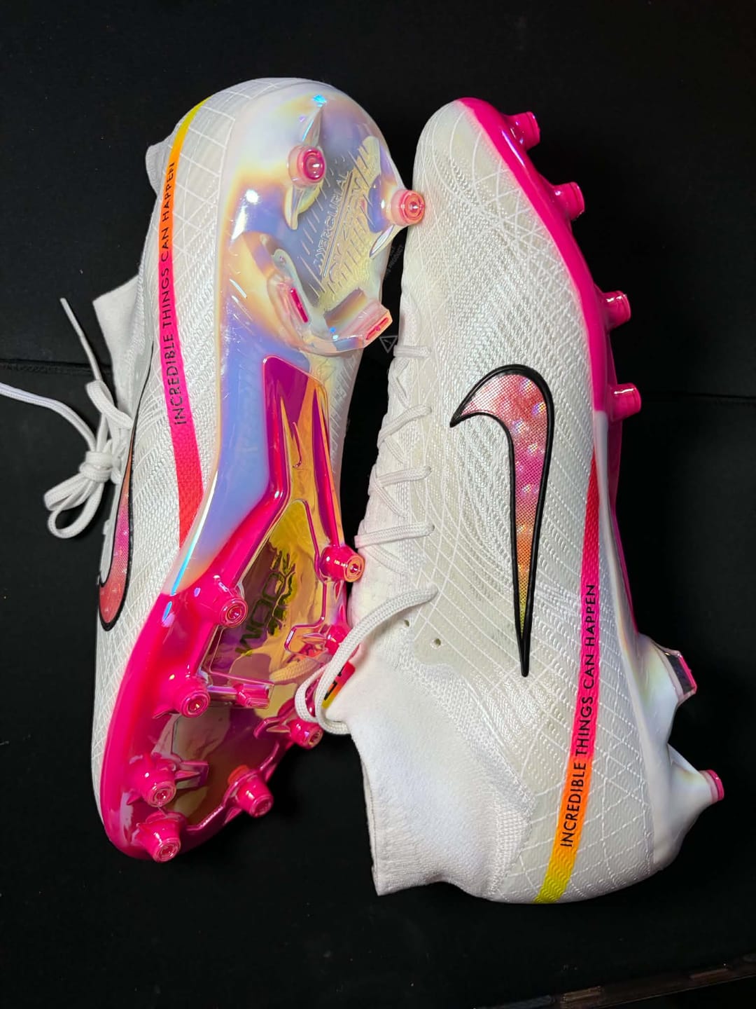 Customer photo review of Nike Air Zoom Mercurial Superfly 9 AG x Marcus Rashford - Blanc/Rose/Jaune/Orange