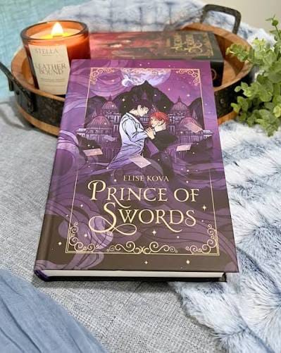 Customer photo review of PS Hardcover SE Prince of Swords by Elise Kova