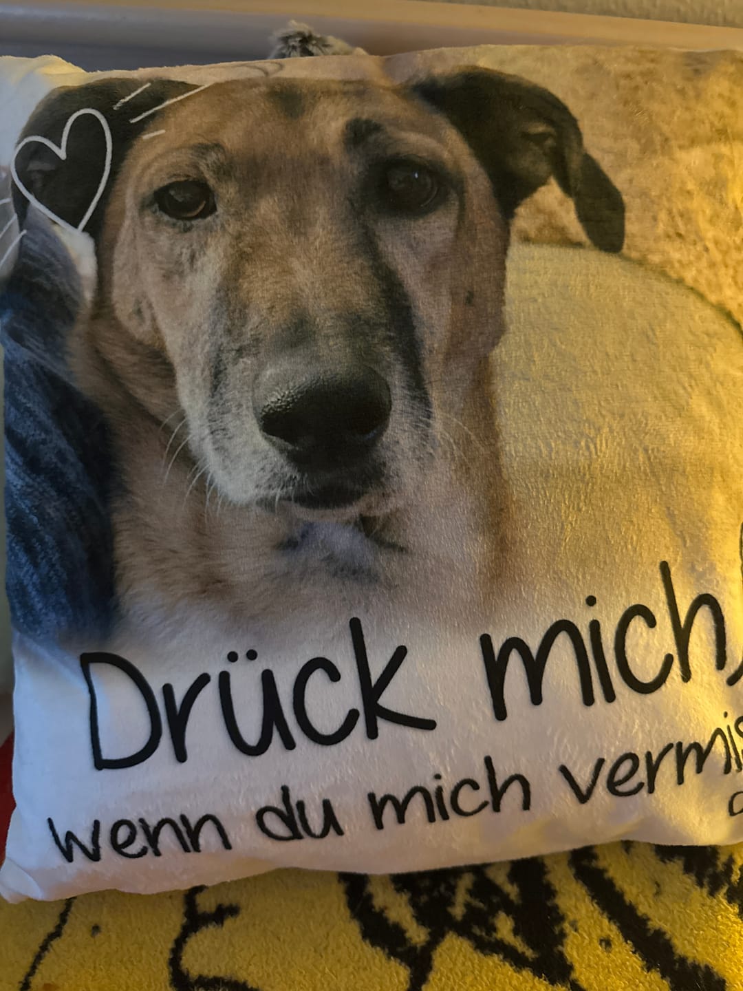 Customer photo review of Personalisiertes Kissen - Drück mich, wenn du mich vermisst