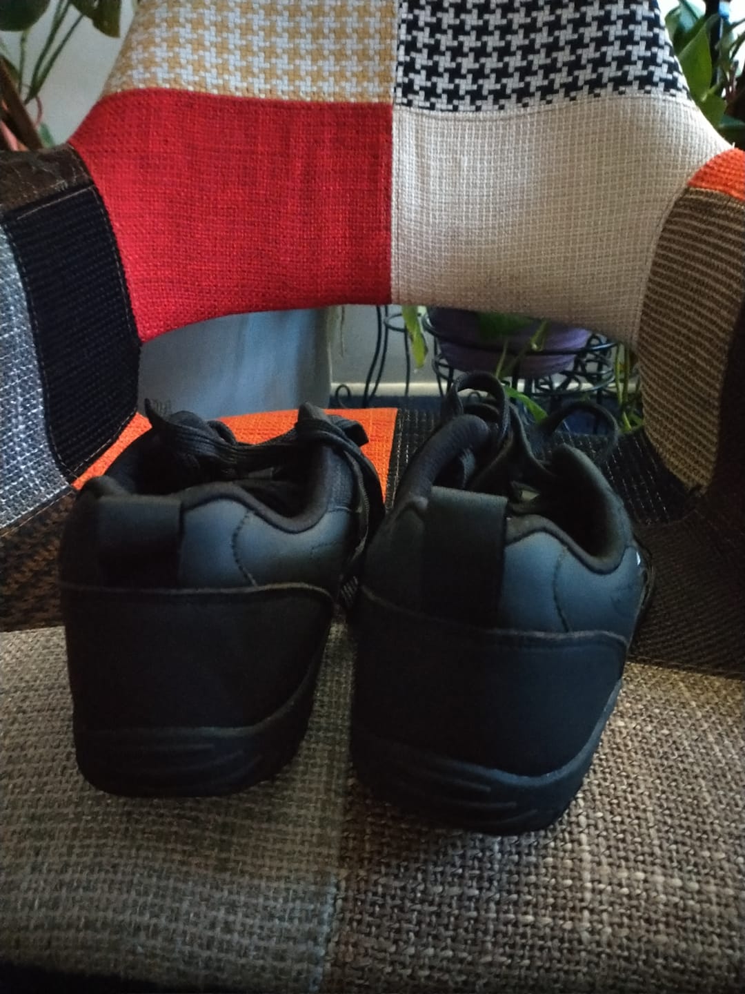 Customer photo review of Terra - Wide Toe Sneakers