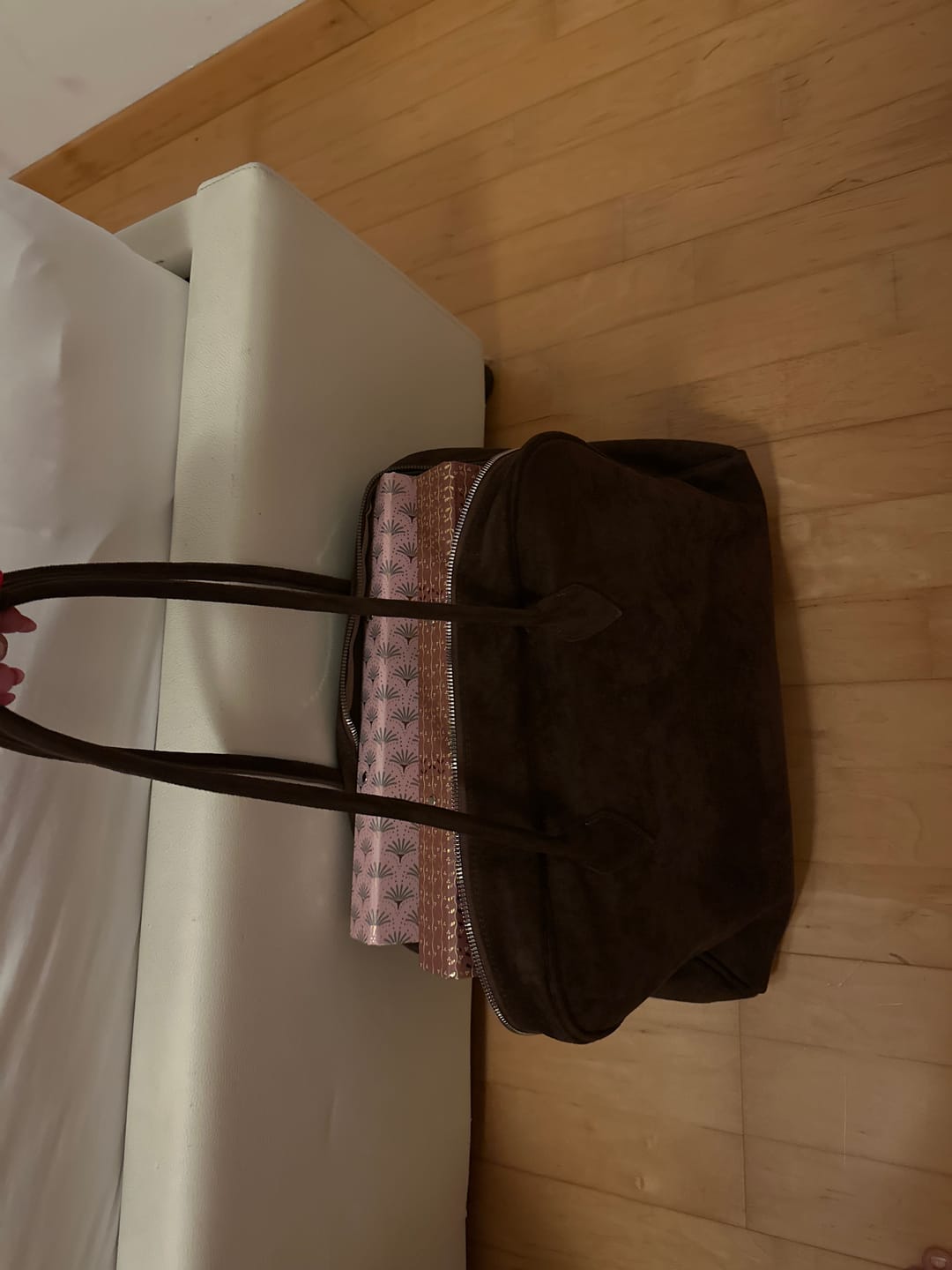 Customer photo review of Beatrice Vintage Leather Laptop Tote