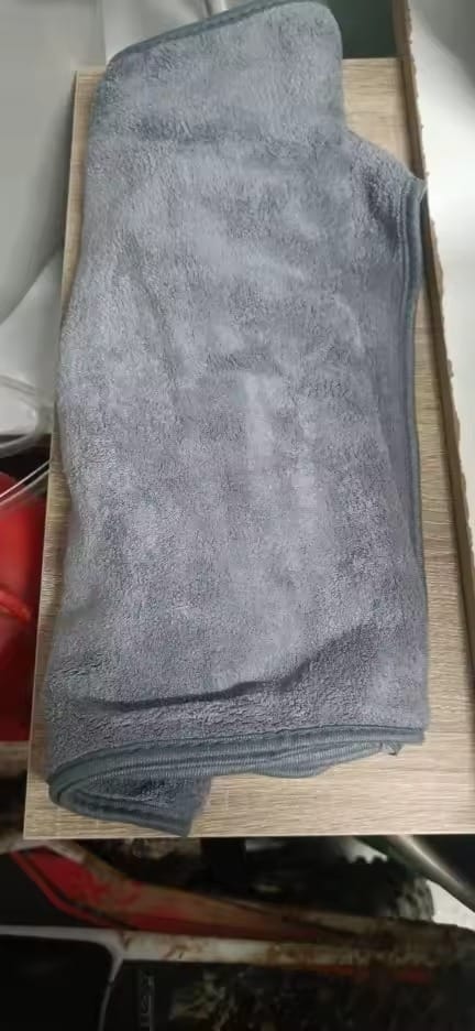 Customer photo review of OneDry™ XL One-Pass Drying Towel — Ultra-Plush Microfiber