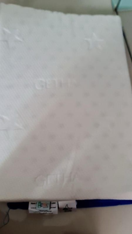 Customer photo review of Getha Sleepy Kids Latex Pillow