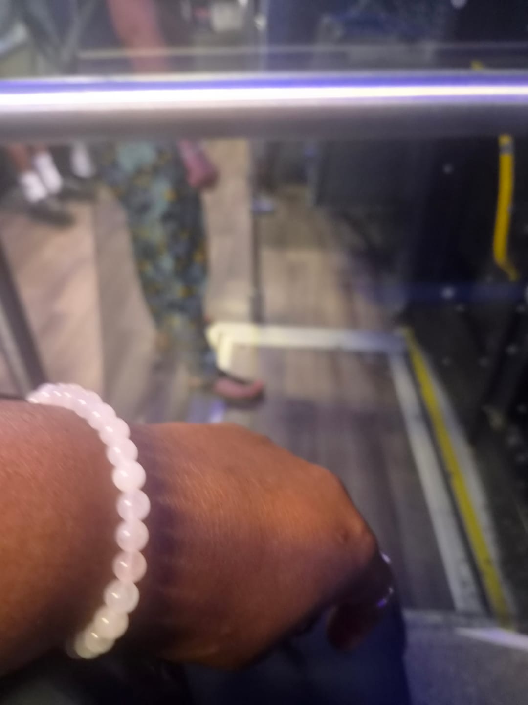 Customer photo review of Bracelet de Quartz Rose 6mm