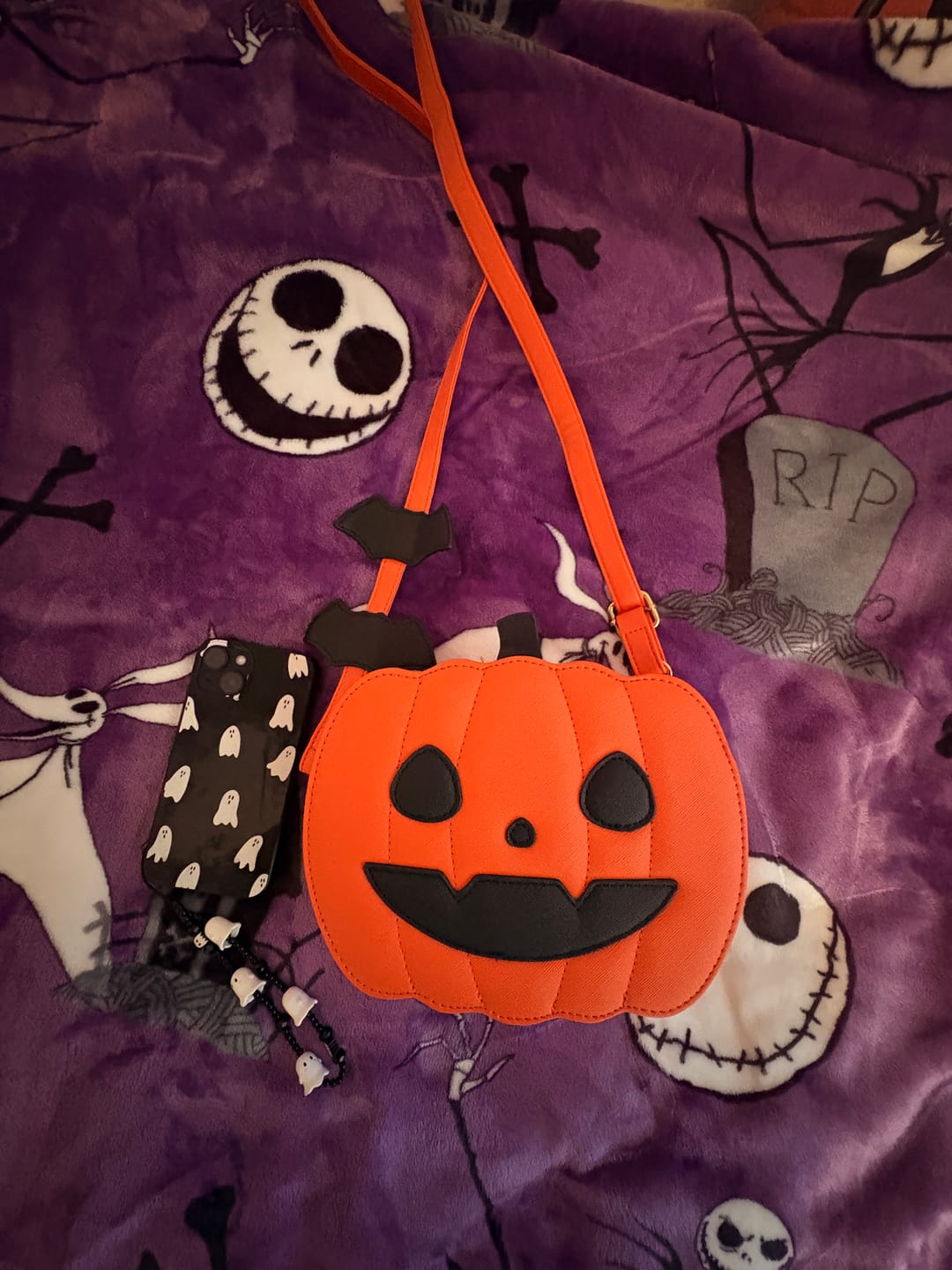Customer photo review of Kürbis Handtasche aus Kunstleder – Orange mit Halloween Fratze