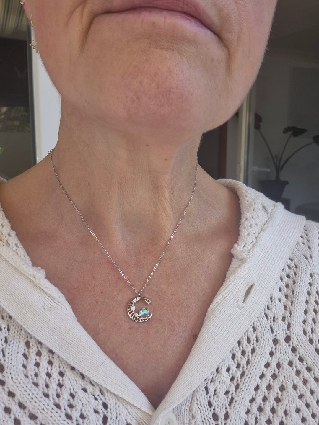 Customer photo review of Mondstein Halskette - Mond Anhänger