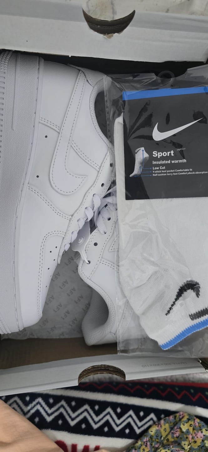 Customer photo review of PROVEEDORES ZAPAS Y ROPA
