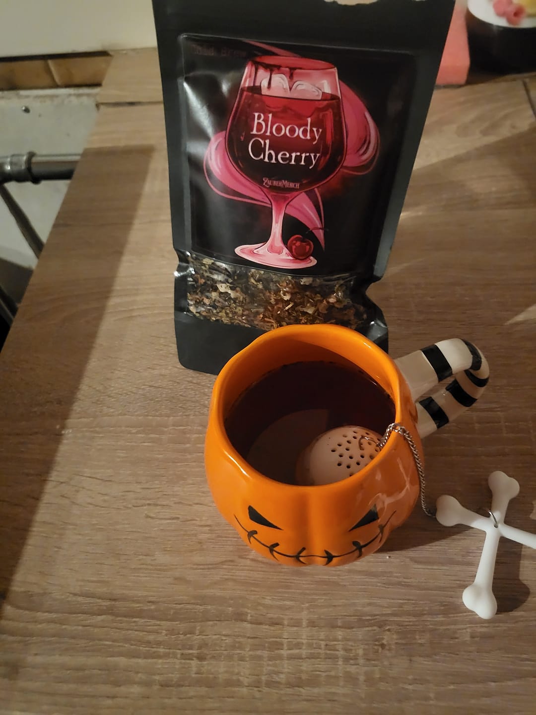 Customer photo review of Bloody Cherry Cold Brew Tee – Kirsch Cassis Eistee