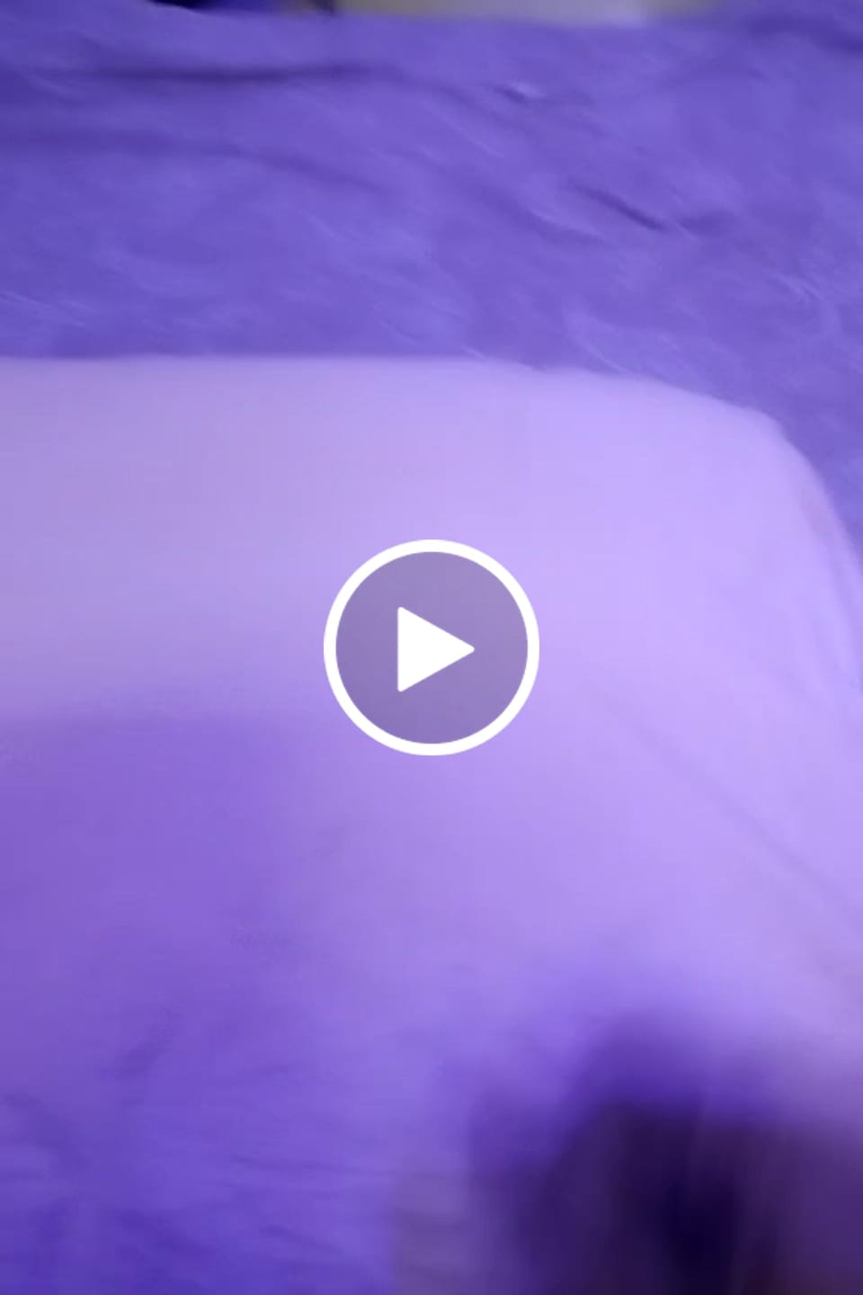 Customer video review of Flo Adjustable Pillow (Fibre)