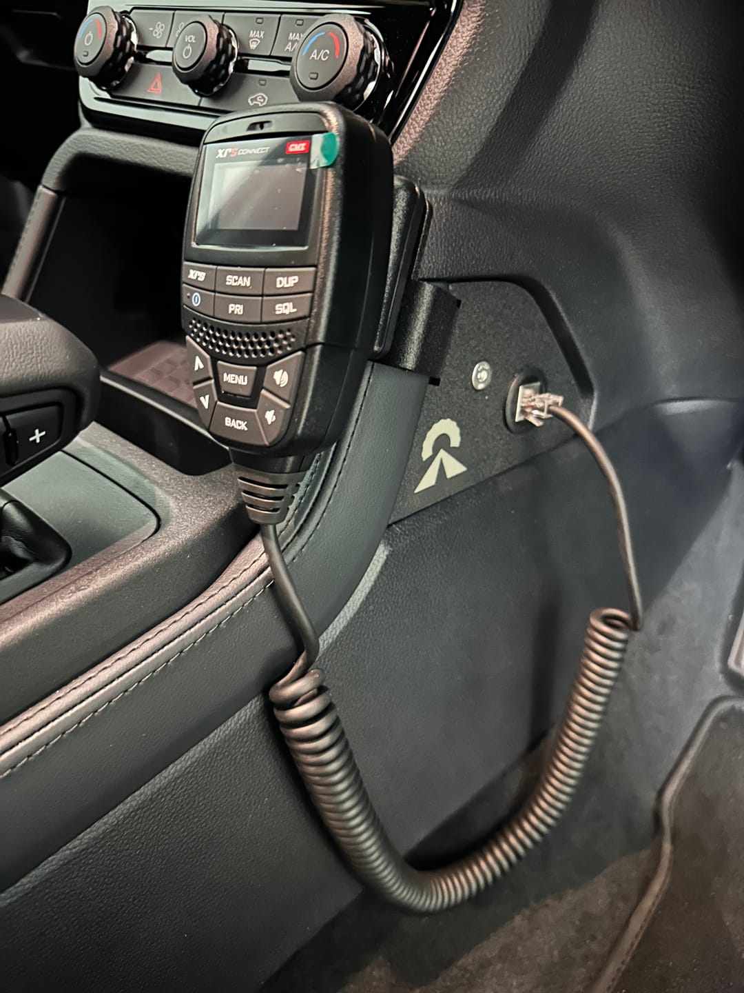 Customer photo review of UHF Handpiece Mount - Ford Ranger NextGen & Super Duty & Everest - Centre Console