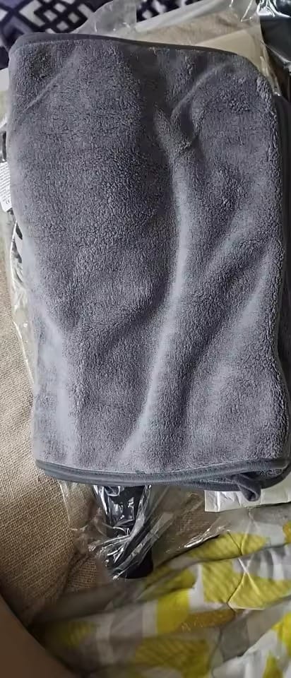 Customer photo review of OneDry™ XL One-Pass Drying Towel — Ultra-Plush Microfiber