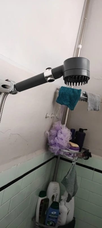 Customer photo review of Doccino Filtrante ZEROTRACCE: Meno Tracce e Più Pulizia nella Tua Doccia