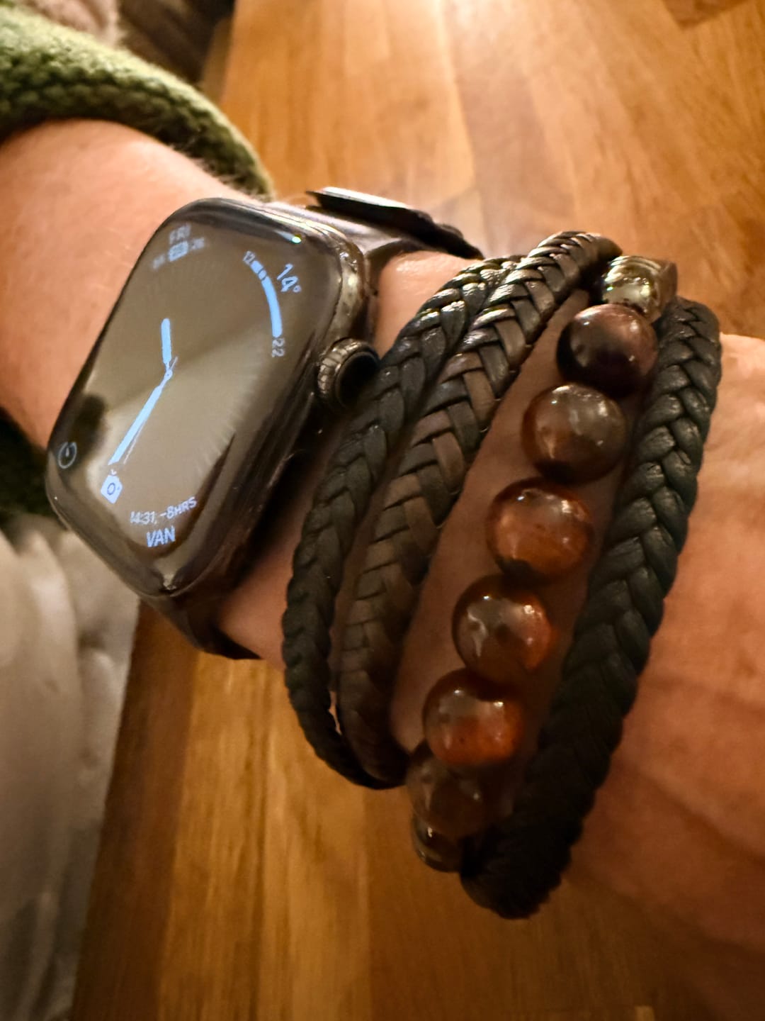 Customer photo review of Buddha Stones Tiger Eye Lava Rock Black Onyx Lazurite Lapis Lazuli Hematite Bead Positive Leather Bracelet