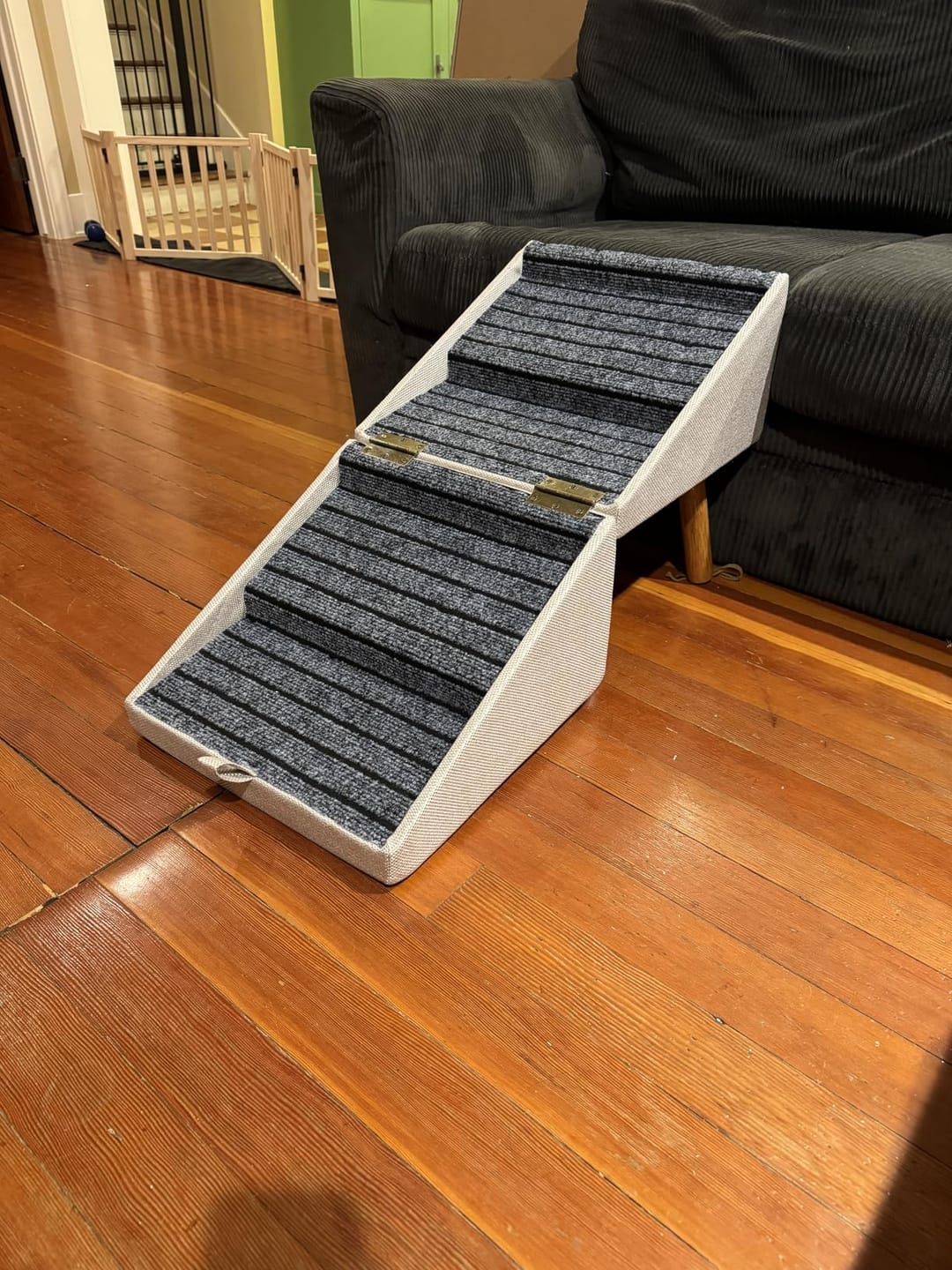 Customer photo review of 2-in-1 Foldable Dog Stairs Ramp for Bed and Couch