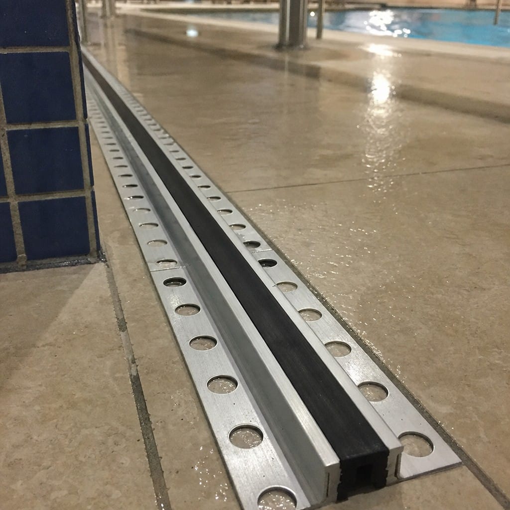 Customer photo review of Commercial Movement Joint 15mm Aluminium Santoprene BS5385